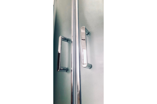 Royal Bath 100NRW-C-CH с парогенератором (матовое) 100x100x217