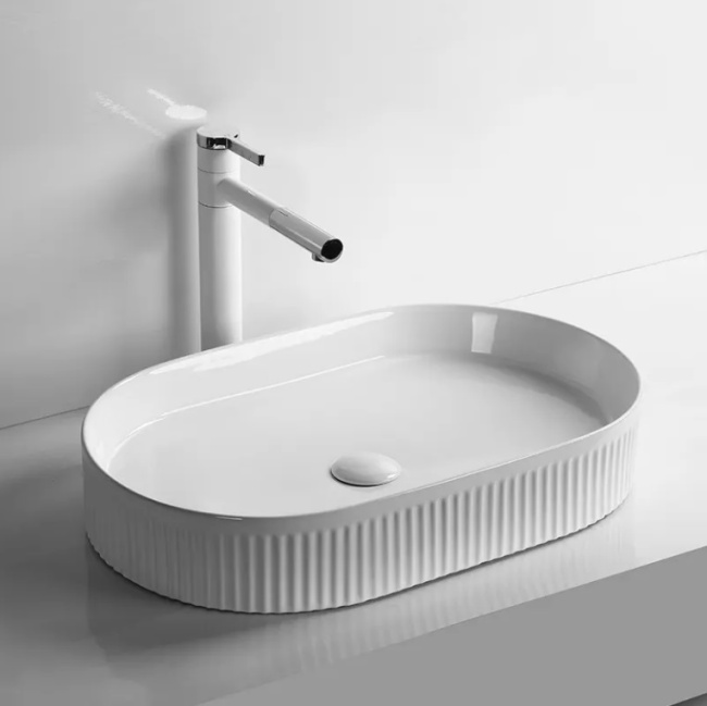Ceruttispa  CR8009 накладная, белая, овальная 580х360х100